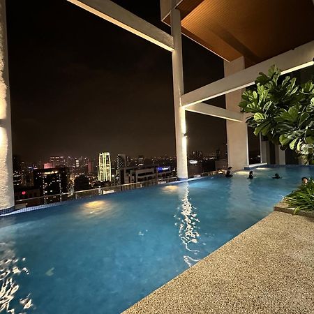 Vortex Suites Klcc Della Kuala Lumpur Exterior photo